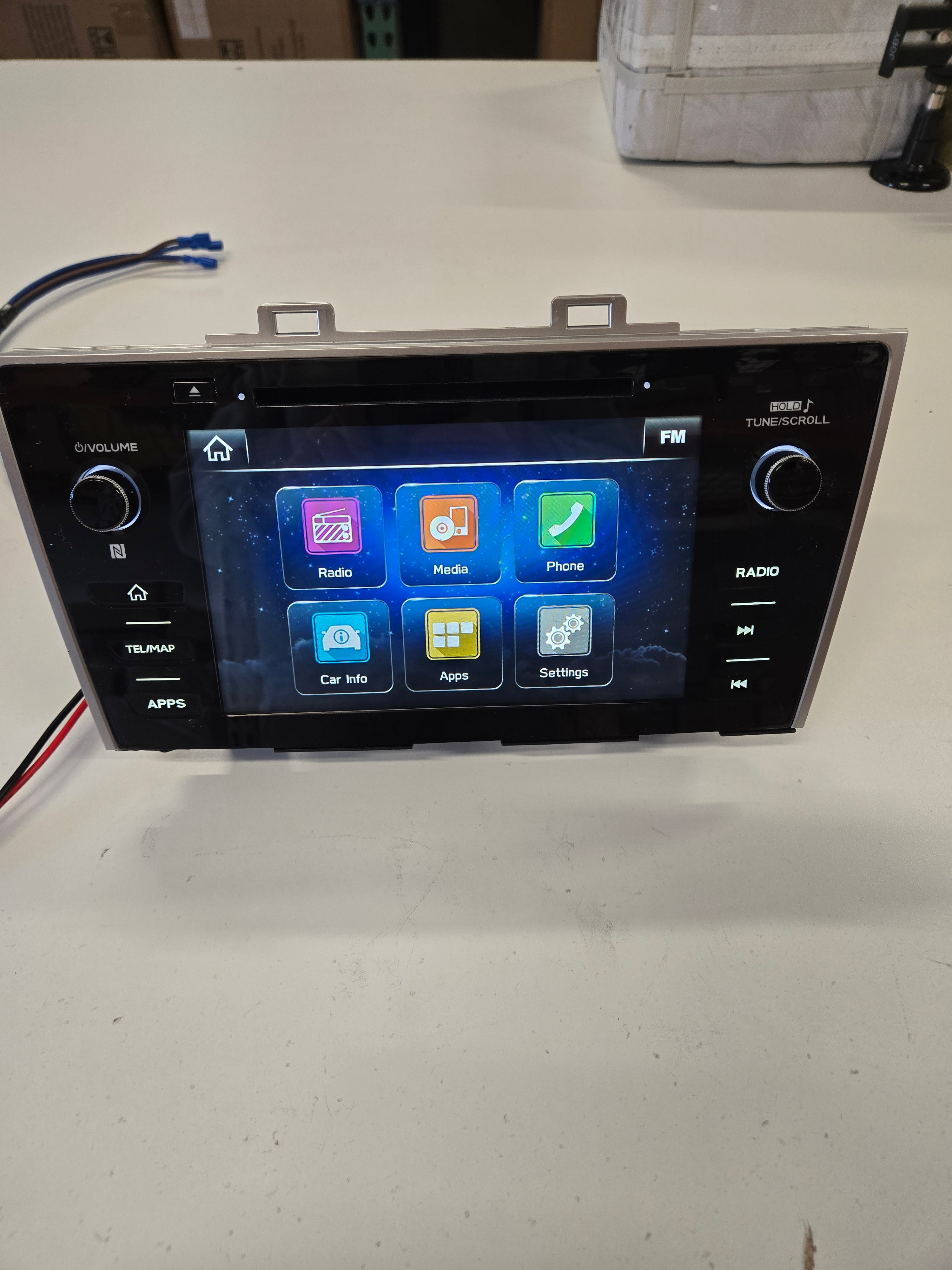 Refurbished Subaru Outback HK radio without navigation